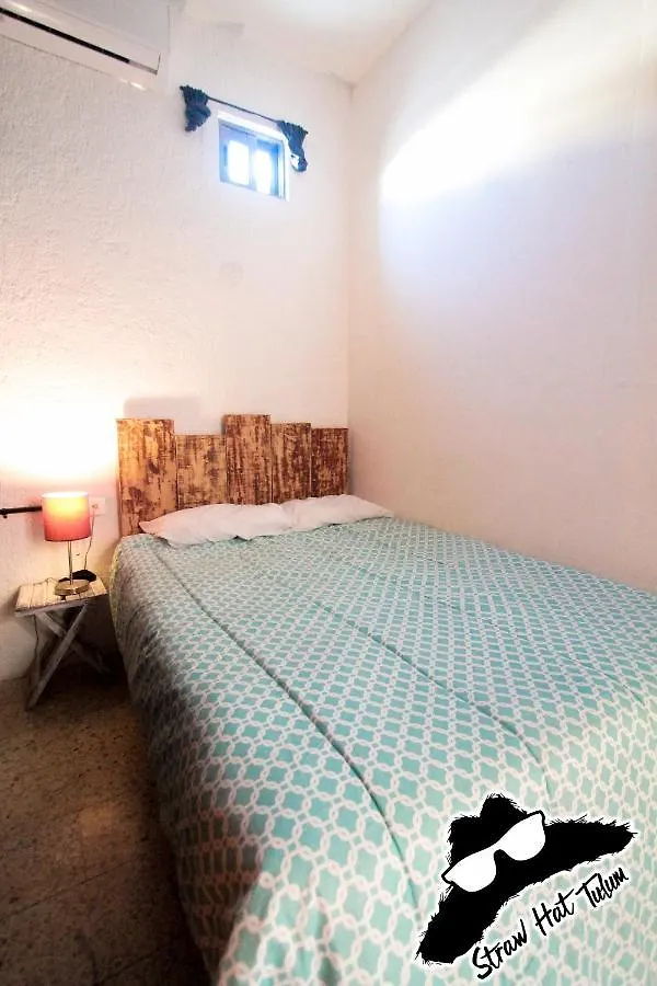 Straw Hat Hostel & Rooftop Bar Tulum