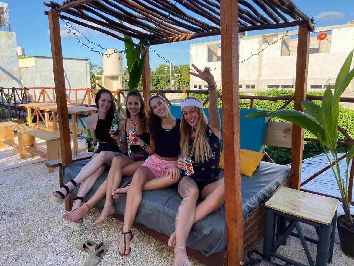 Straw Hat Hostel & Rooftop Bar Tulum 0*,
