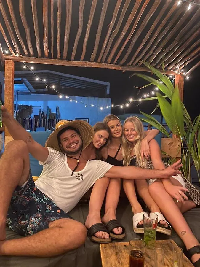 Straw Hat Hostel & Rooftop Bar Tulum 0*,  Mexico
